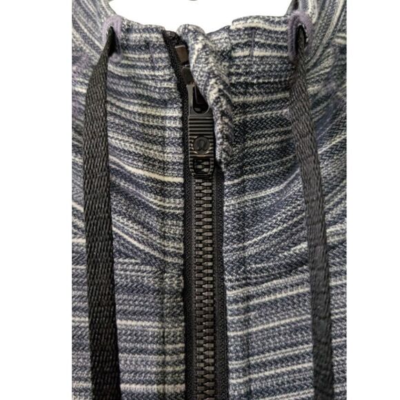 Lululemon Hooded Define Jacket Nulu Women's 8 in Blue - Picture 9 of 11